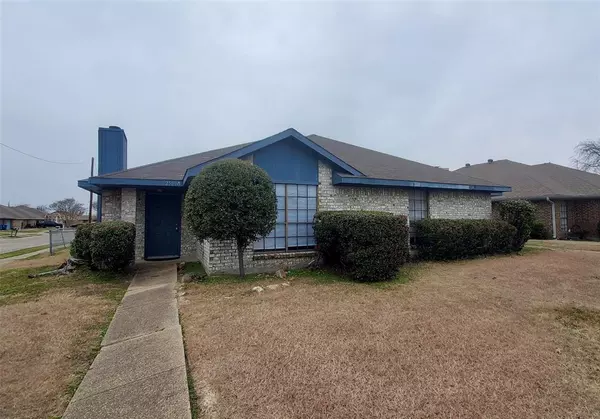 2509 Duke Circle #A, Rowlett, TX 75088