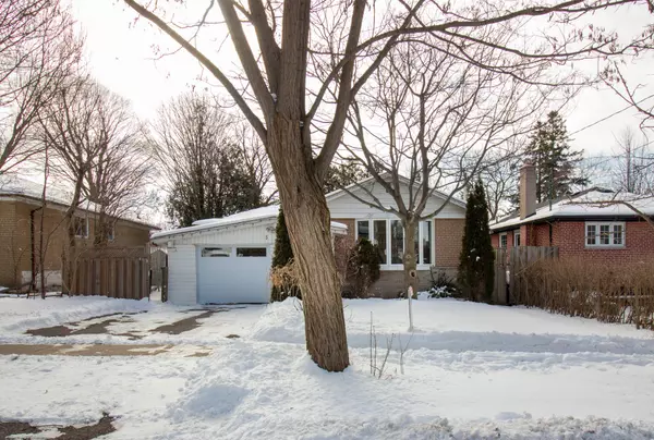 Toronto E08, ON M1J 2N4,3 Scotchdale AVE