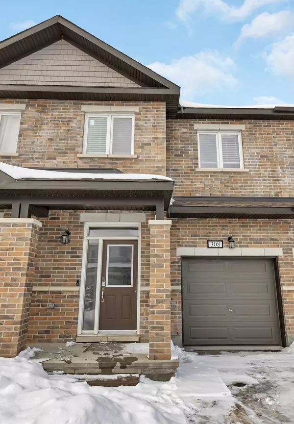 308 Livery ST, Kanata, ON K2S 1E7