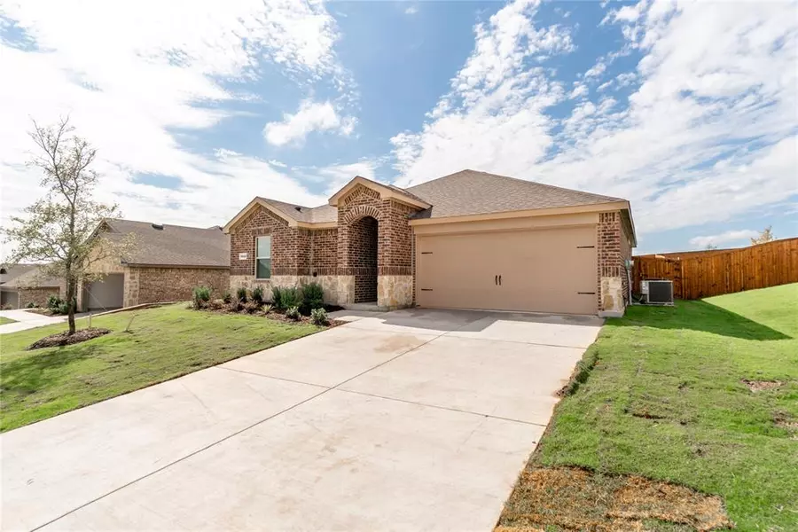 3310 Sandstone Drive, Sherman, TX 75092