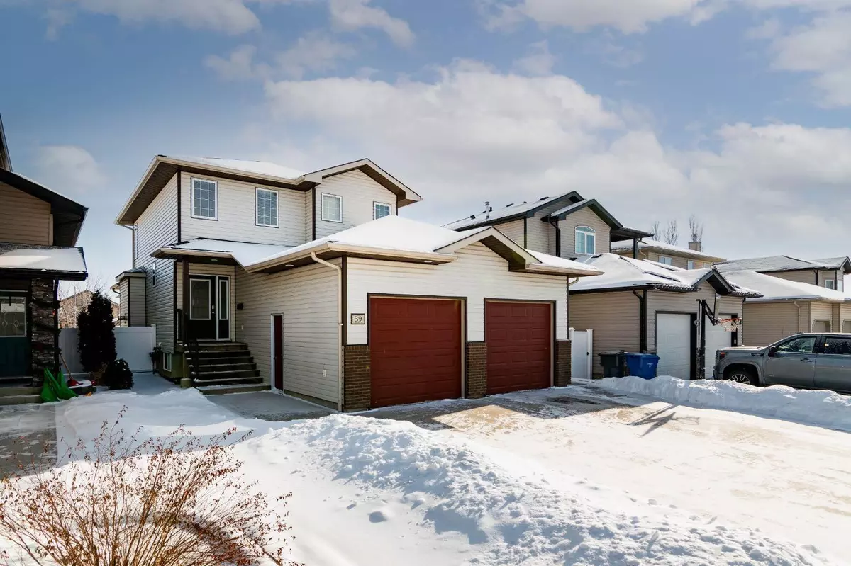 Medicine Hat, AB T1B 0A9,39 Vista Close SE