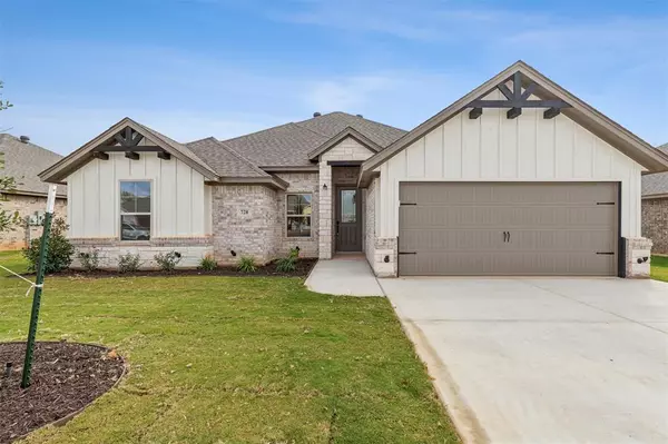 728 Jameson, Springtown, TX 76082