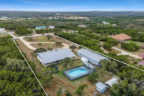 321 Packsaddle Pass, Wimberley, TX 78676