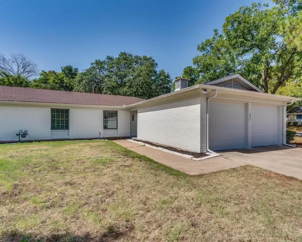 Hurst, TX 76053,825 Timberhill Drive