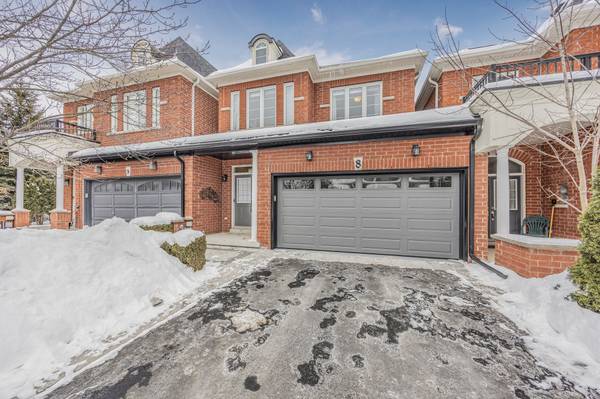 484 Worthington AVE #8, Richmond Hill, ON L4E 0E2