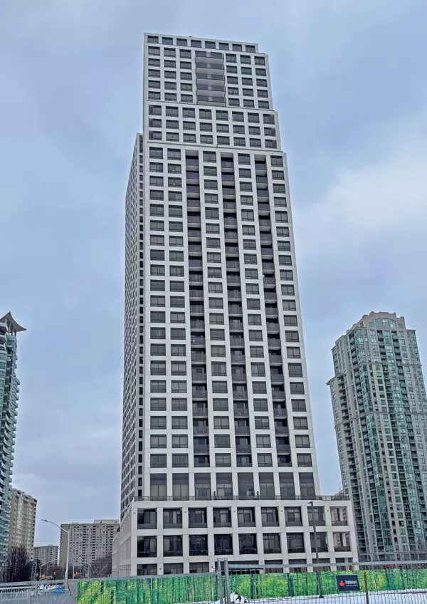 36 Elm DR #503, Mississauga, ON L5B 0N3