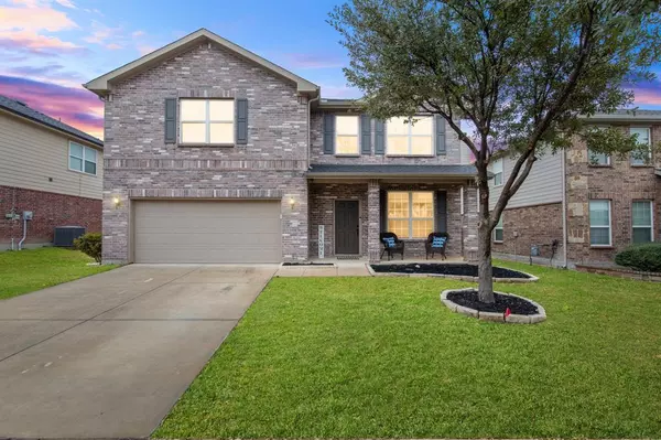 5224 Molasses Drive, Fort Worth, TX 76179