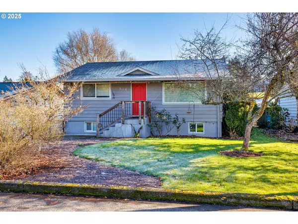 314 N 4TH AVE, Ridgefield, WA 98642