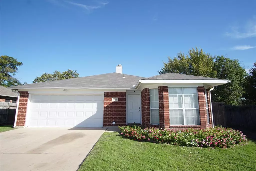 Arlington, TX 76017,5905 Stone Meadow Court