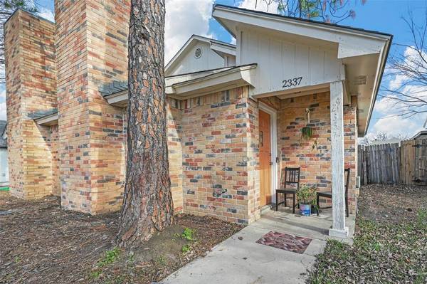 2337 Sherry Street, Arlington, TX 76014