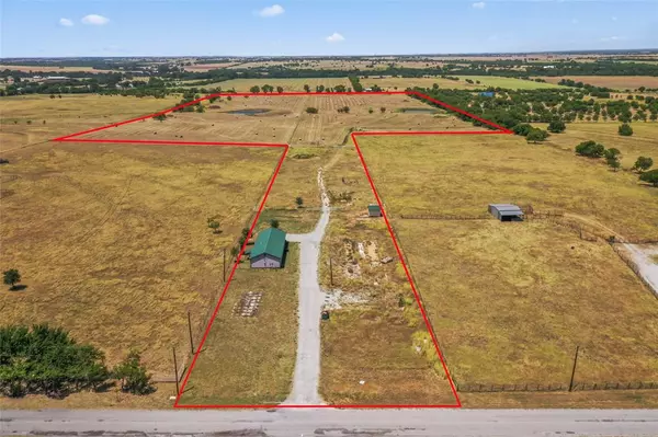 1425 County Road 207, Valley View, TX 76272