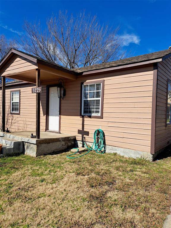 3225 Ada Avenue, Fort Worth, TX 76105