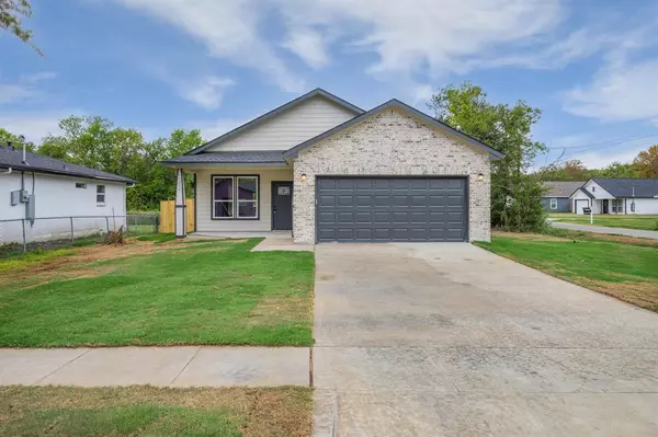 1502 Sayle Street, Greenville, TX 75401