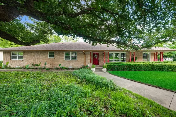 402 Brook Lane, Mckinney, TX 75069