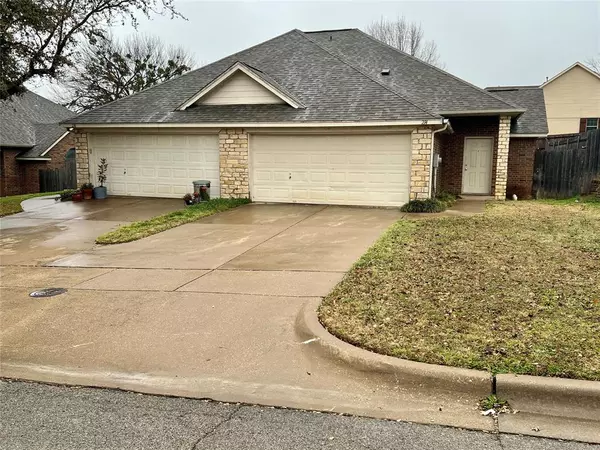 214 Rentz Place Circle, Weatherford, TX 76086