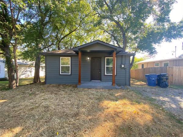 1622 S Fannin Avenue, Denison, TX 75020