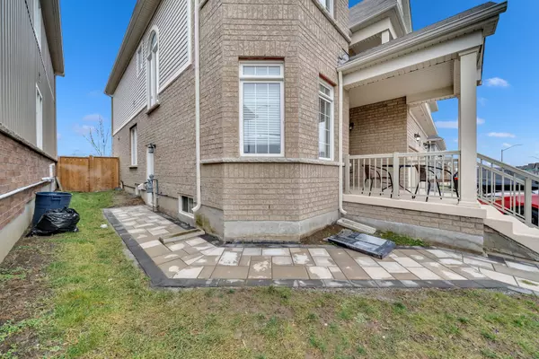 Clarington, ON L1C 0S9,152 Kenneth Cole DR #Basement Apartment