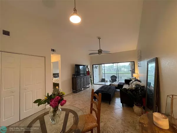 Deerfield Beach, FL 33442,2297 SW 15th Street  #122