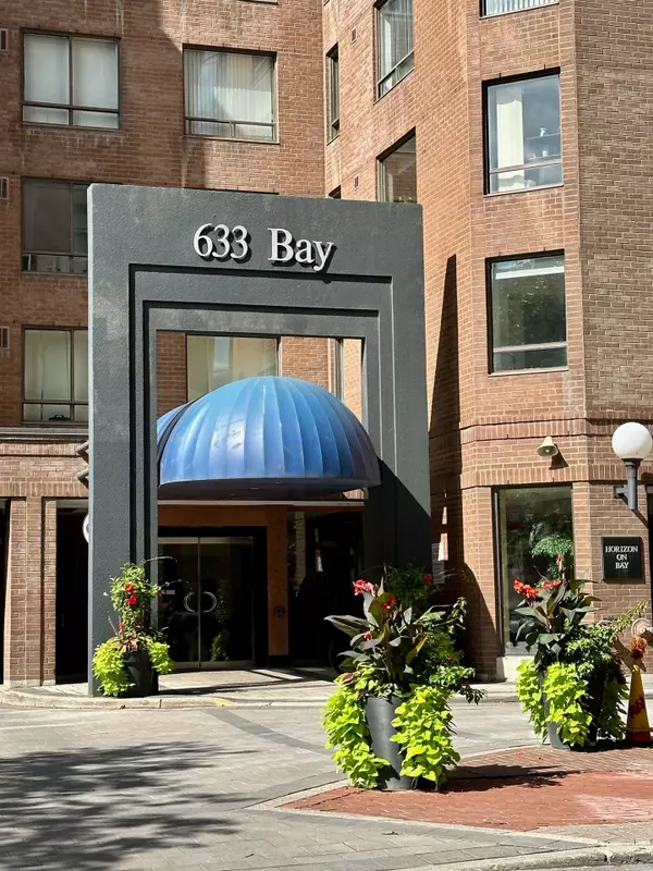 633 Bay ST #922, Toronto C01, ON M5G 2G4