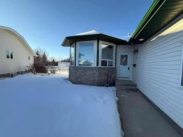 Lacombe, AB T4L 2H5,6 Regency Court