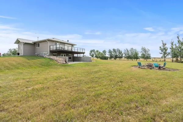 144024A Range Road 282, Rural Willow Creek No. 26 M.d. Of, AB T0L 1R0