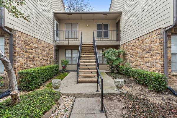 Dallas, TX 75248,5300 Keller Springs Road #2074