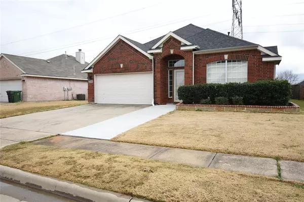 1102 Courtside Drive, Arlington, TX 76002