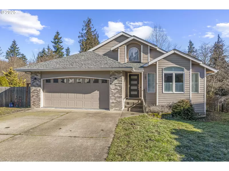 137 SWEET BIRCH DR, Longview, WA 98632