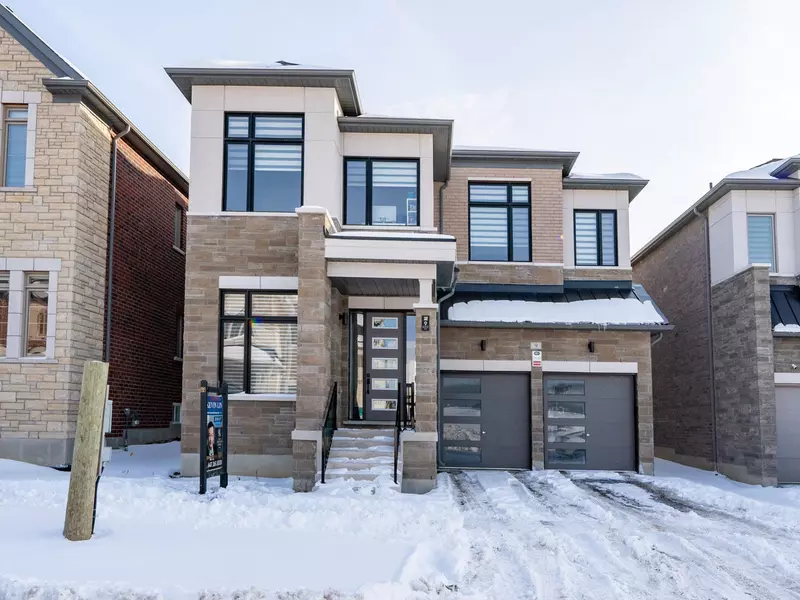 9 Backhouse DR, Richmond Hill, ON L4E 1M8