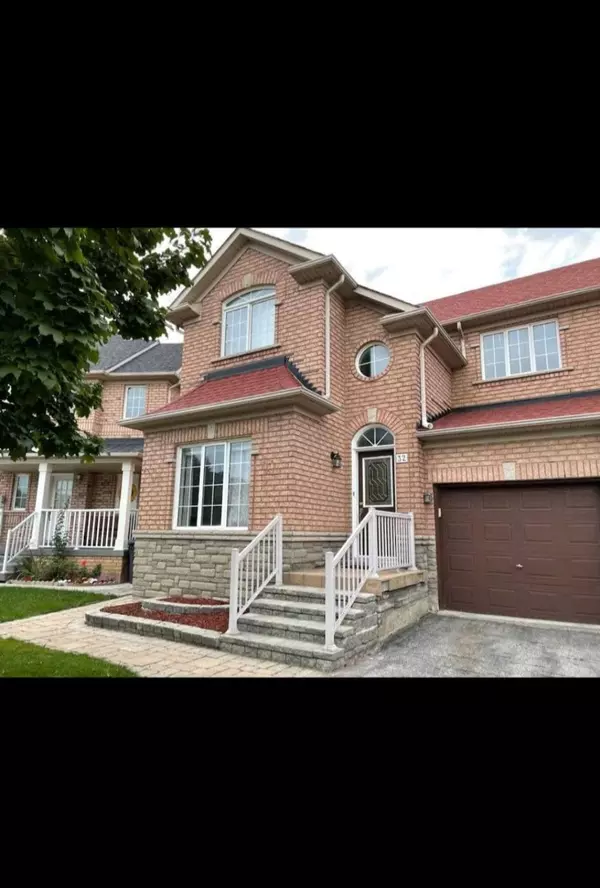 32 Starfish CT, Brampton, ON L6R 2R5