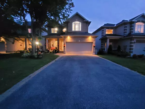 Stittsville - Munster - Richmond, ON K2S 2E1,115 Sirocco CRES