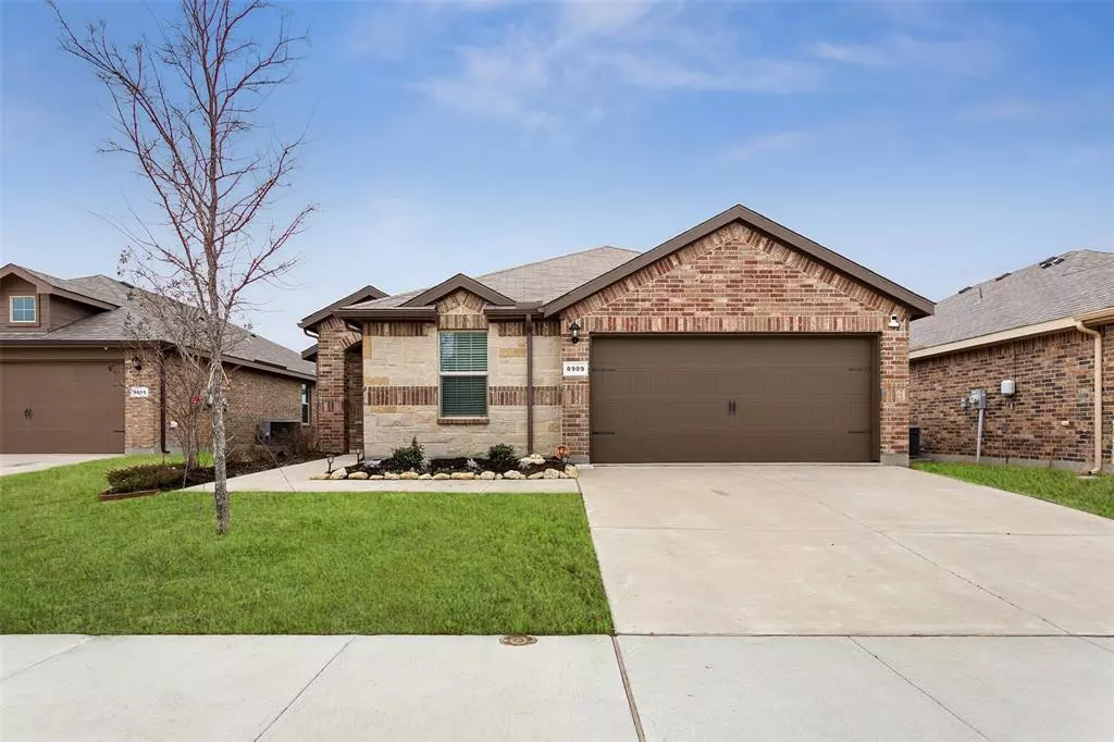 Fort Worth, TX 76131,8909 High Stirrup Lane