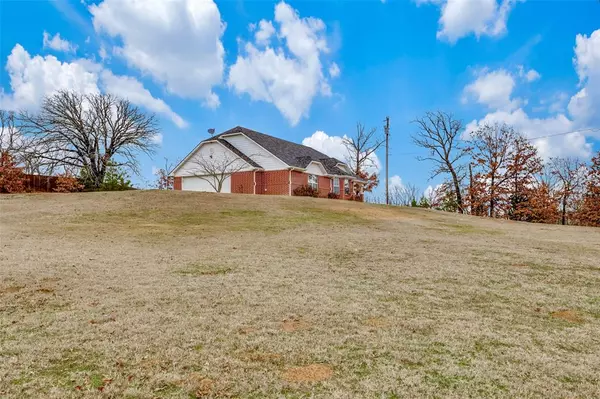 32 Brink Drive, Denison, TX 75021