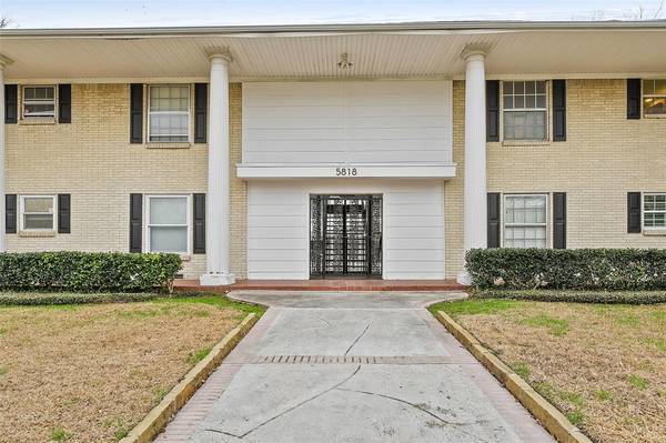 5818 E University Boulevard #223, Dallas, TX 75206