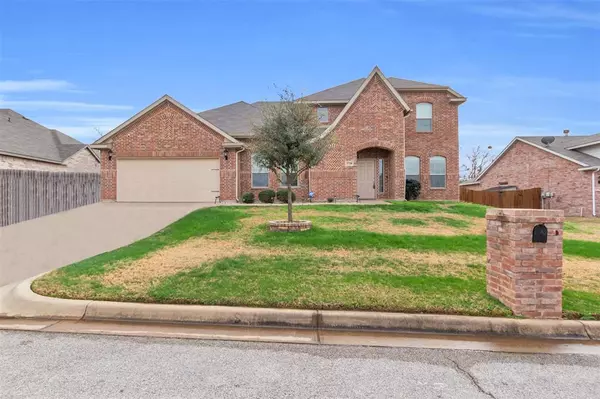 3720 Jazmine Drive, Forest Hill, TX 76140