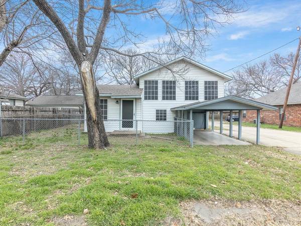 402 S Clay Street, Ennis, TX 75119