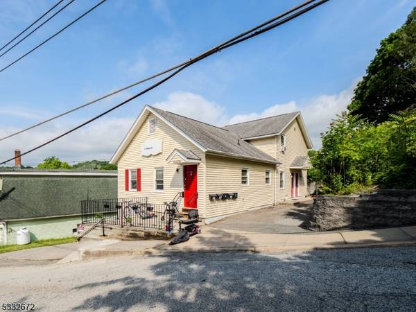 3 Church St #E, Sussex Boro, NJ 07461