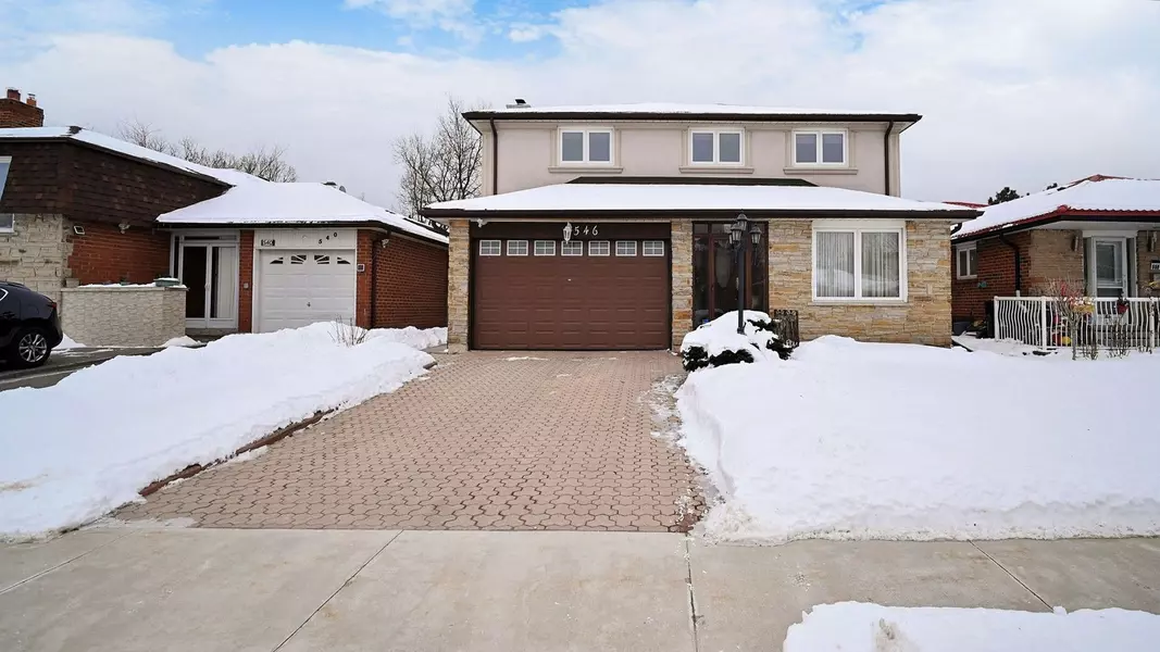 546 Paisley BLVD W, Mississauga, ON L5B 2M4