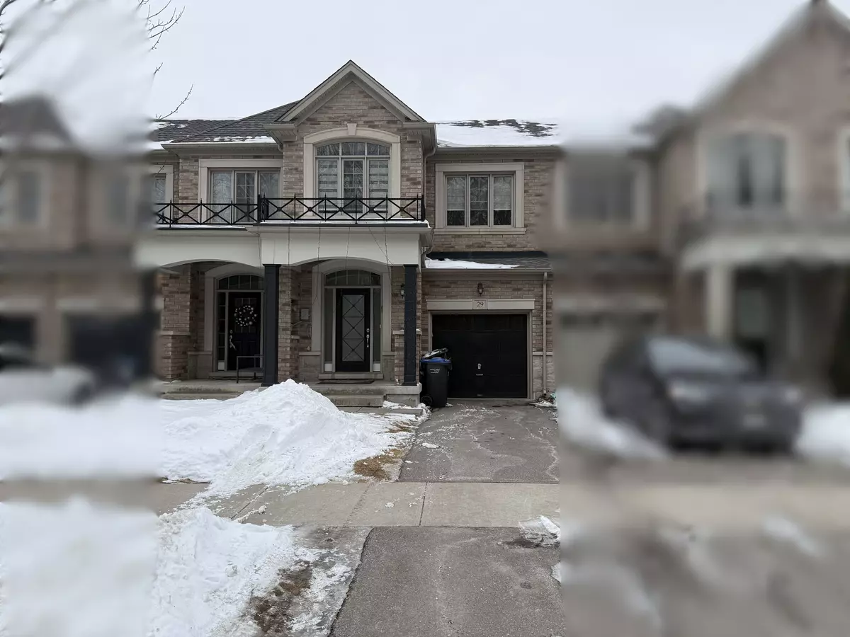 Brampton, ON L6Y 6C6,29 Lady Evelyn CRES