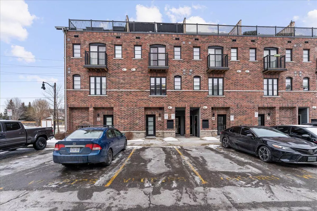 Hamilton, ON L8B 1V9,219 Dundas ST E #13