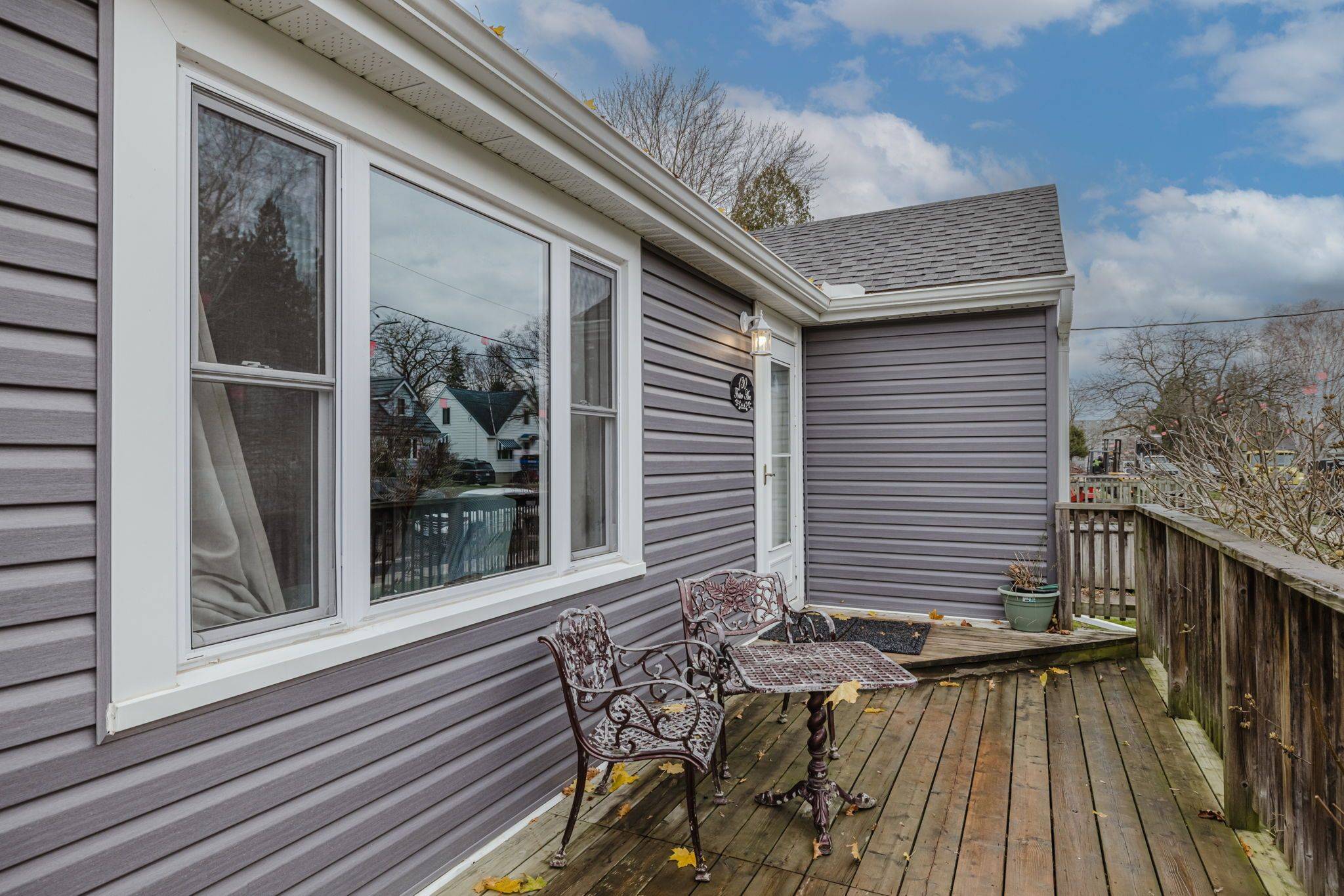 London, ON N6H 2L1,130 Foster AVE