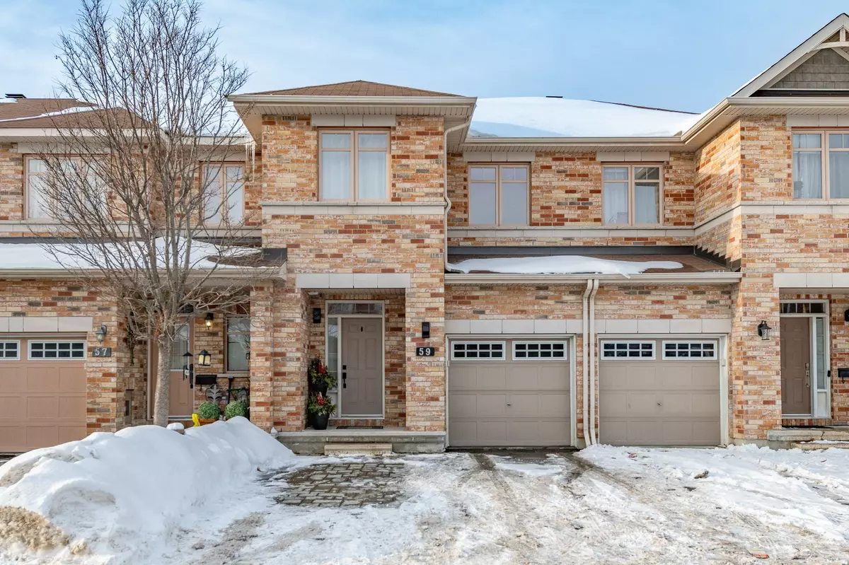 Barrhaven, ON K2J 5C4,59 MADELON DR