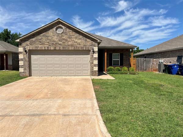 10113 Wimbledon Court, The Village, OK 73120