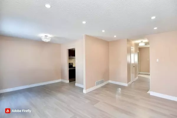 Mississauga, ON L5A 3H7,449 Daralea HTS