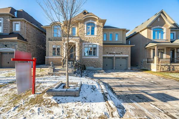 9 Bedouin CRES, Brampton, ON L6P 4H3