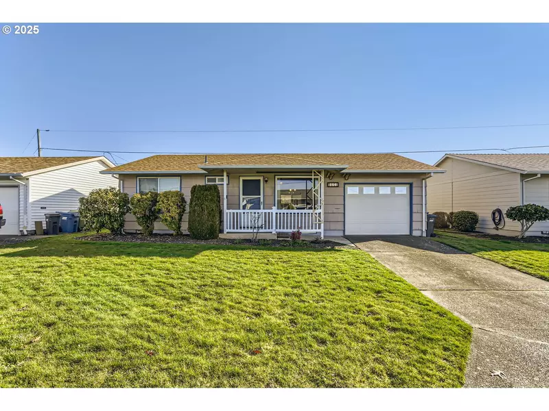 1674 UMPQUA RD, Woodburn, OR 97071