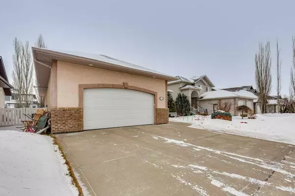 Red Deer, AB T4R 3L9,127 Lougheed Close