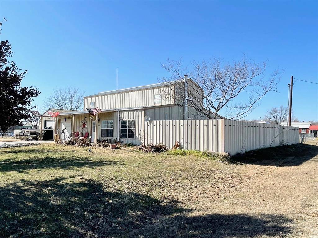 Quitman, TX 75783,430 Waterfront Row