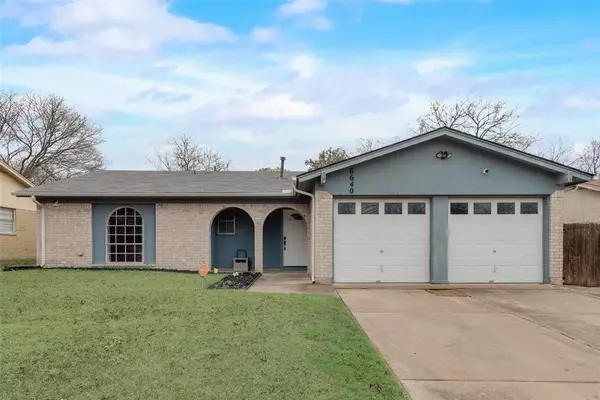 6640 Harrison Way, Watauga, TX 76148