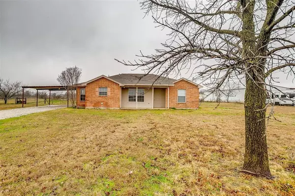 1616 County Road 904 Road, Cleburne, TX 76058